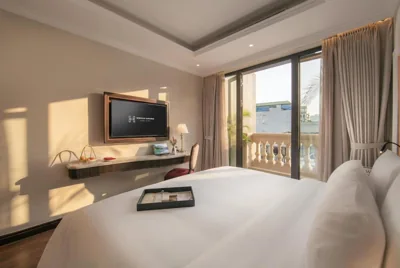 Deluxe kamer met balkon — Heritage Ham Long Hotel and Spa